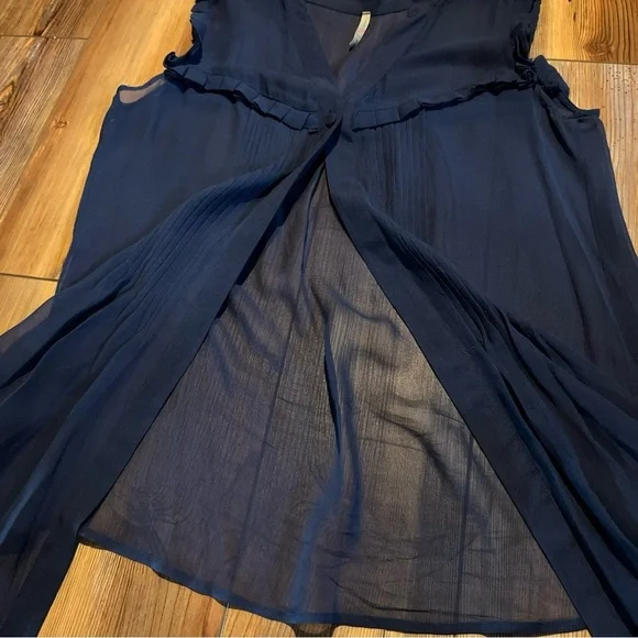 Paper Crane Polyester Tank & Olivia Moon Sheer Silk Sleeveless Blouse - Navy- L - Picture 6 of 13